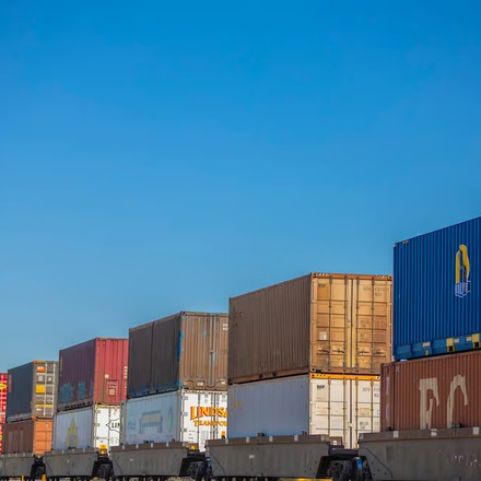 Freight containers and rail infrastructure for Inland Rail